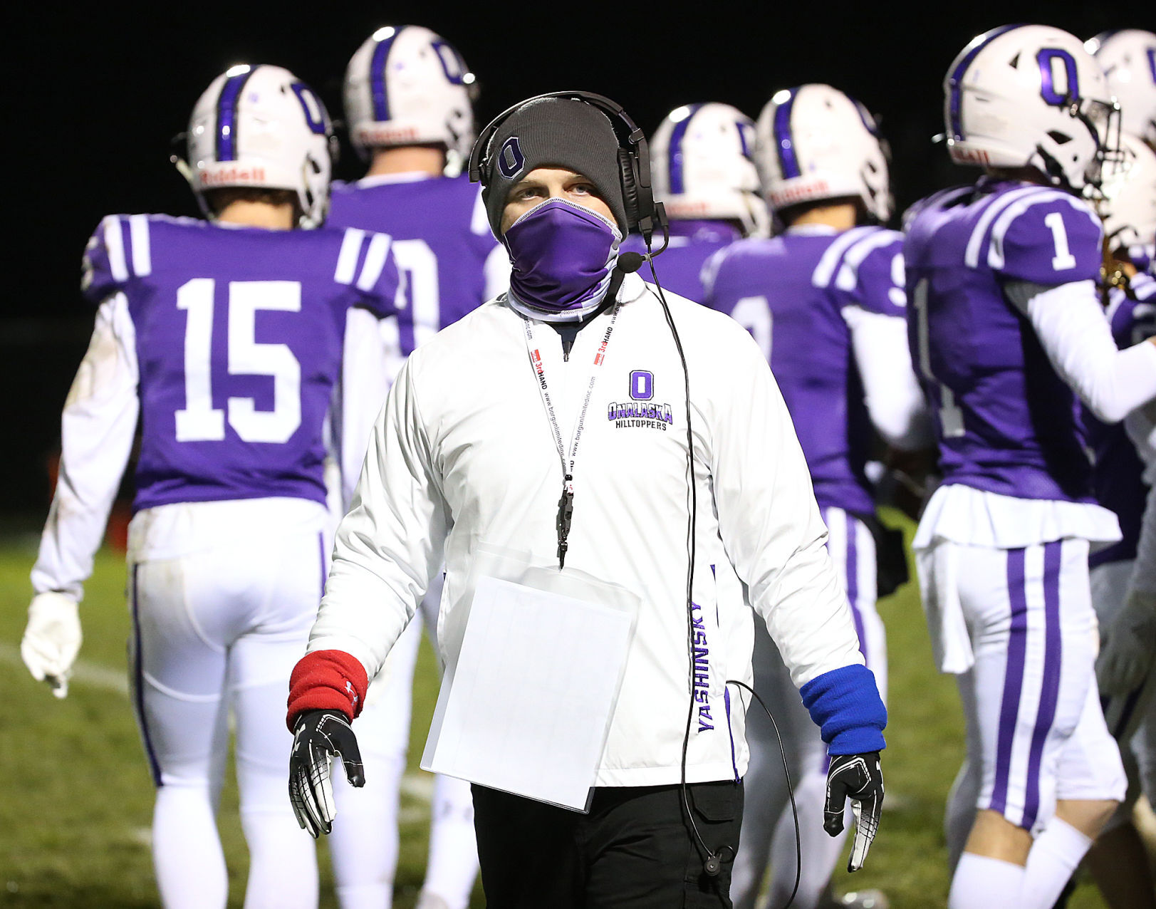 October 30: Aquinas vs Onalaska